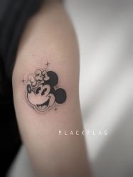 -黑旗纹身
