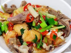 油豆腐炒剔骨肉-红色湘菜馆(春风店)