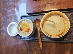 -银米·云南传统过桥米线(双廊黑金冠店)