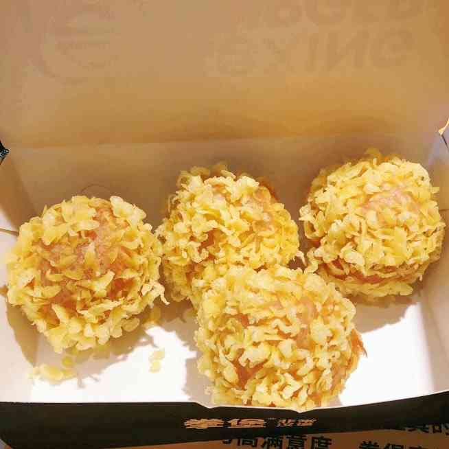 拳堡·非常汉堡(福大学生街店)-"[薄荷]环境:装修简洁大方,店内桌椅挺