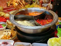 -钢管厂五区小郡肝串串香火锅(人民广场店)