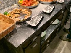 自助取餐区-金海湾自助餐厅(金陵饭店)