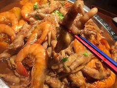 -胖哥俩肉蟹煲(湖滨银泰in77店)