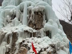 -大平台龙居瀑布旅游区
