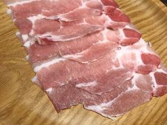 黑毛猪肉卷-披头士和牛火锅·寿喜烧自助(陶溪川店)