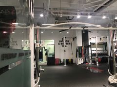 -汗水空间私教健身连锁(SM广场店)