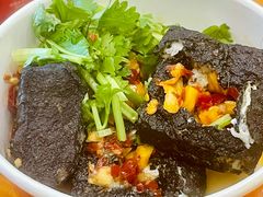 -黑色经典臭豆腐·湖南特产(太平街口店)