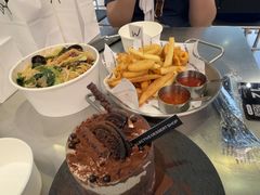 -W COLLECTIVE  DESSERT SHOP