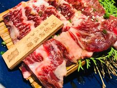 -山川小町·极番烧肉(新地假日广场店)