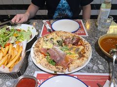 四季披萨-BOTTEGA意库(中骏世界城店)