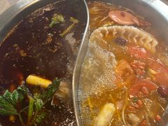 -忘情水鱼头·鲜鱼火锅(滨江中路店)