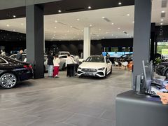 -奔驰上海利星(七宝店)