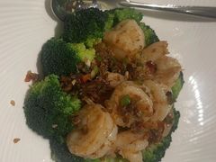 -魏铭鱼头捞饭(晋阳路店)