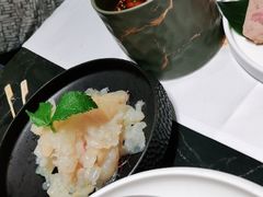 -红鼎豆捞·非遗鲍皇汤火锅(宝丰路店)