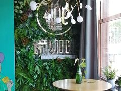 -ZING COFFEE 镜咖啡