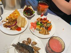 -领鲜活海鲜榴莲自助火锅(东门店)