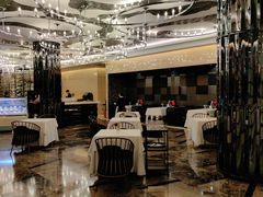 -马克西姆俄罗斯餐厅(通亚街店)