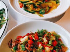 -鄱阳湖·江西小炒·瓦罐煨汤(五道口店)