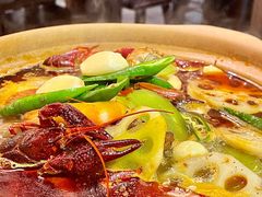 -聚汇三少·龙虾·中餐厅(莫邪路新天地店)