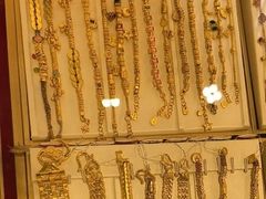 -恒一珠宝·回收黄金钻石奢侈品(灵岩南路店)