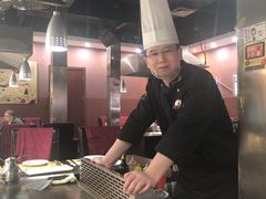 -利昂法式铁板主题餐厅(新奥购物中心店)