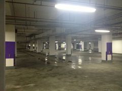 -久光百货-地下停车场