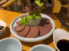 -洪氏嗨捞·广东猪肚鸡·椰子鸡火锅(西咸万象城店)