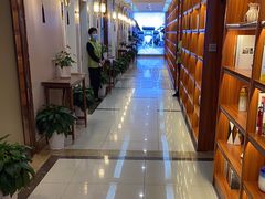 -香山湖渔家大院