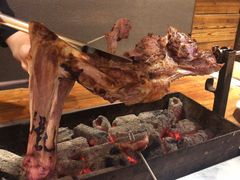 烤羊腿-关二碳烤羊腿(龙翔路店)