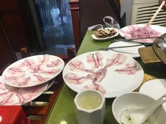 -颜氏双江清水鱼一养身火锅(磁器口店)