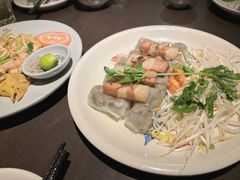 -大头虾越式风味餐厅(光明广场店)