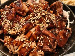 剧场丼-稀-難波肉劇場