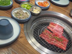 -明洞阿姨·韩式酱蟹烤肉·创意料理(三元桥店)