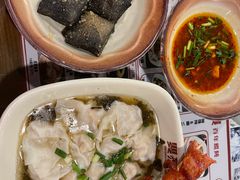 -双燕楼·手工馄饨·汤面小吃(世纪汇店)
