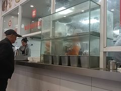 -老西白点心店