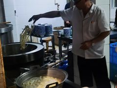 -清真马杰山牛肉汤馆