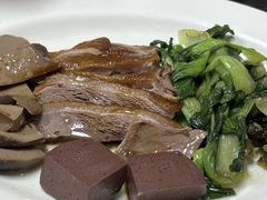 -乌文新澄海卤鹅店