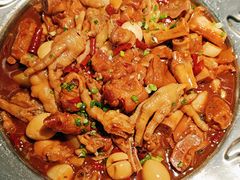 猪蹄煲-胖哥俩肉蟹煲(湖滨银泰in77店)