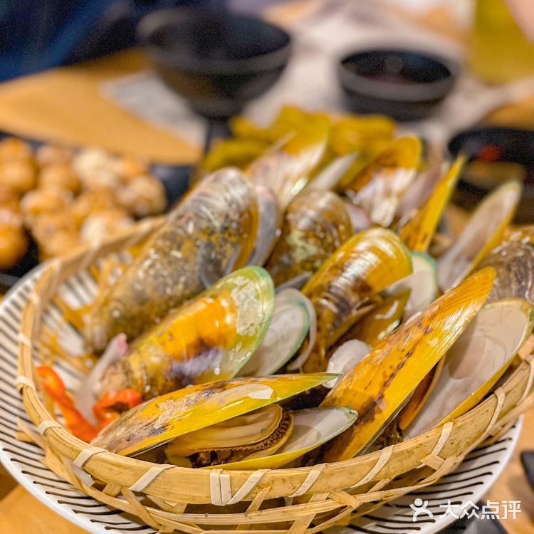 佛山探店|手掌🖐️甘大只生蚝你值得拥有