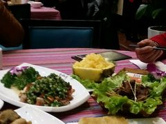 -香巴拉云南餐厅(华莱坞店)