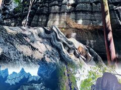 -梭布垭石林景区