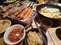 -万记麻辣烫国展总店
