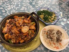 羊排炕锅肉-老钟家烤羊排·敦伊阁清真餐厅胡羊焖饼