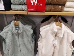 -优衣库(上海金桥太茂店)