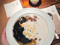 -RUXU入续糖水铺与包(卓悦中心店)