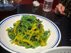 -山城外·非遗酸菜鱼(盛龙广场店)