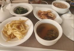 -爱月时月子会所·贝萌店
