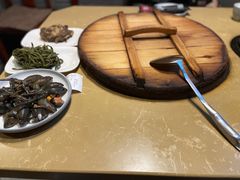 -万里闯关东铁锅炖菜馆(高新旗舰店)