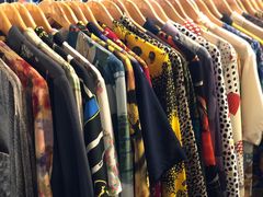 -席娜卡琳火车铁道夜市