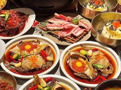 -草家酱蟹炭火烤肉店(珲春南路一店)